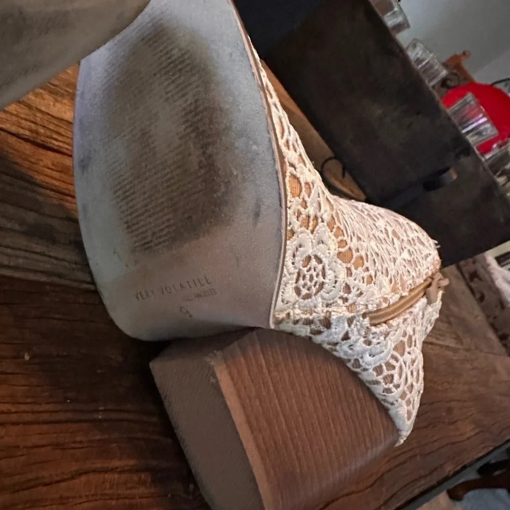 Very Volatile Lace Wedge Boots - White and Tan - Picture 7 of 10
